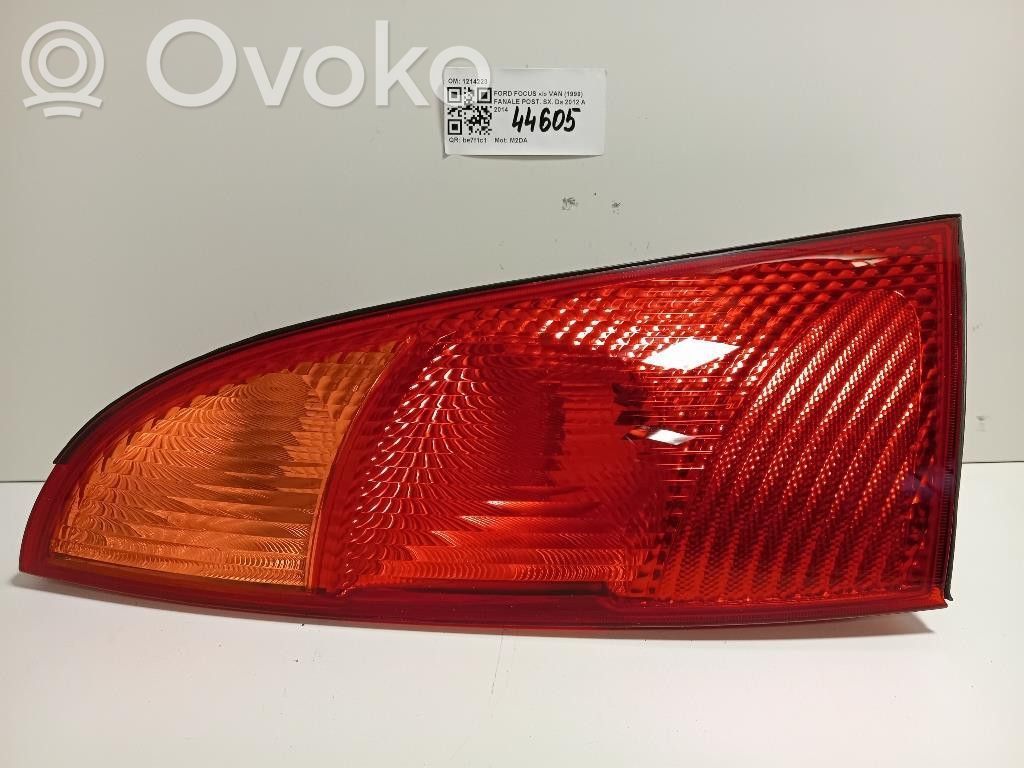 Ford Focus Luz trasera/de freno 