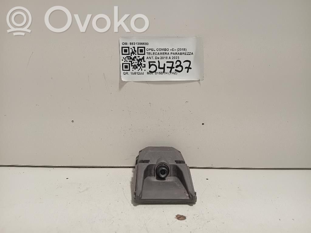 Opel Combo E Windshield/windscreen camera 