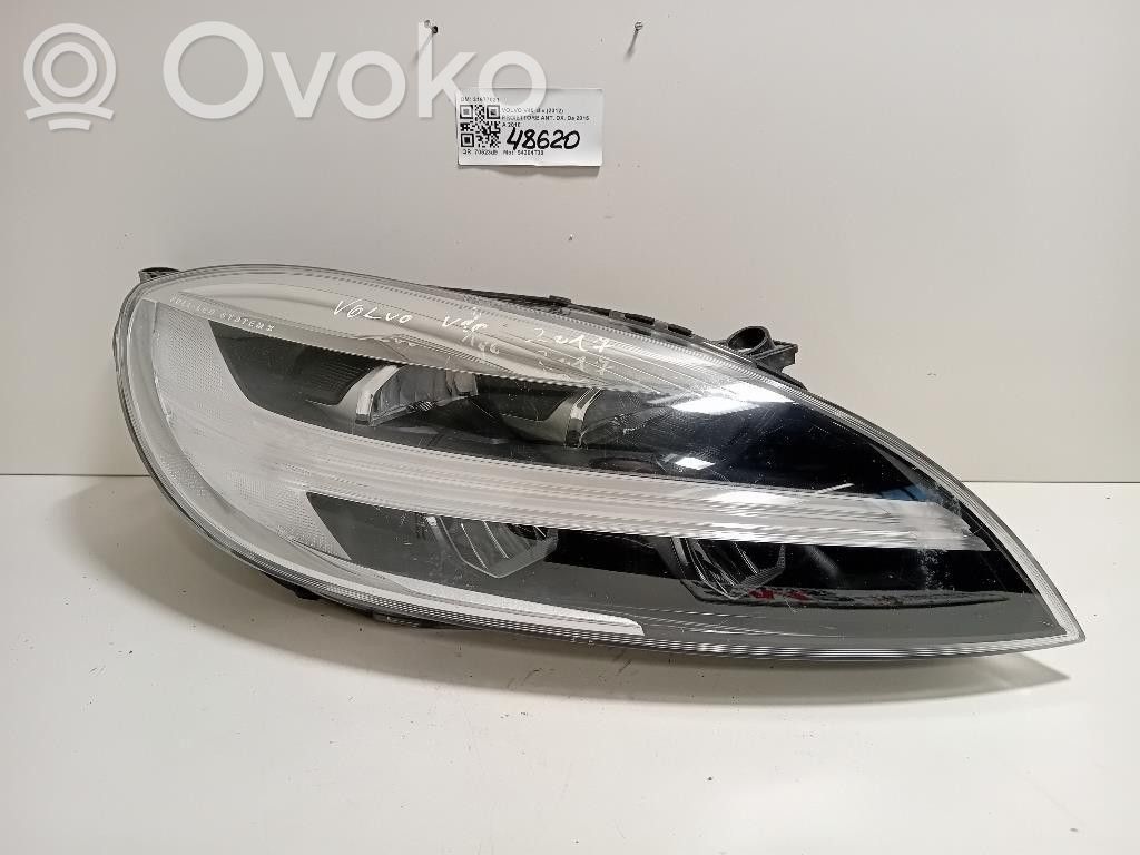 Volvo V40 Priekinis žibintas 