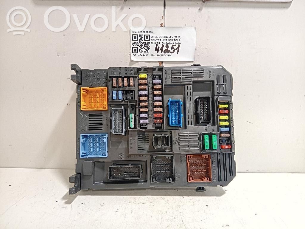 Opel Corsa E Modul siguranțe 