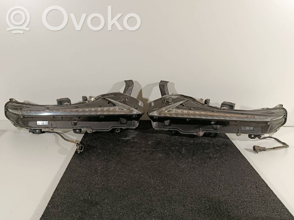 Lexus NX LED-Tagfahrscheinwerfer 