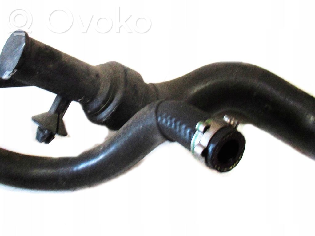 Engine coolant pipe/hose