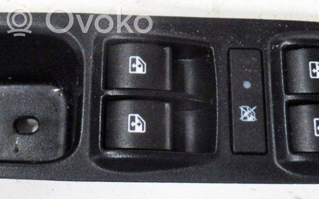 Fiat Tipo Electric window control switch 