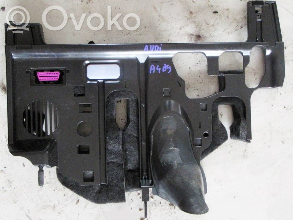 Audi A4 S4 B9 Element deski rozdzielczej / dół 