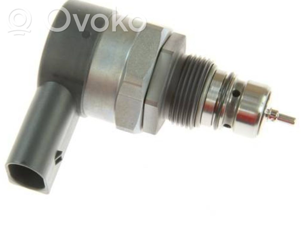 Audi A6 Allroad C6 Regulator ciśnienia paliwa 