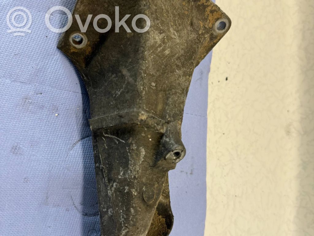 BMW 3 E46 Engine mounting bracket 