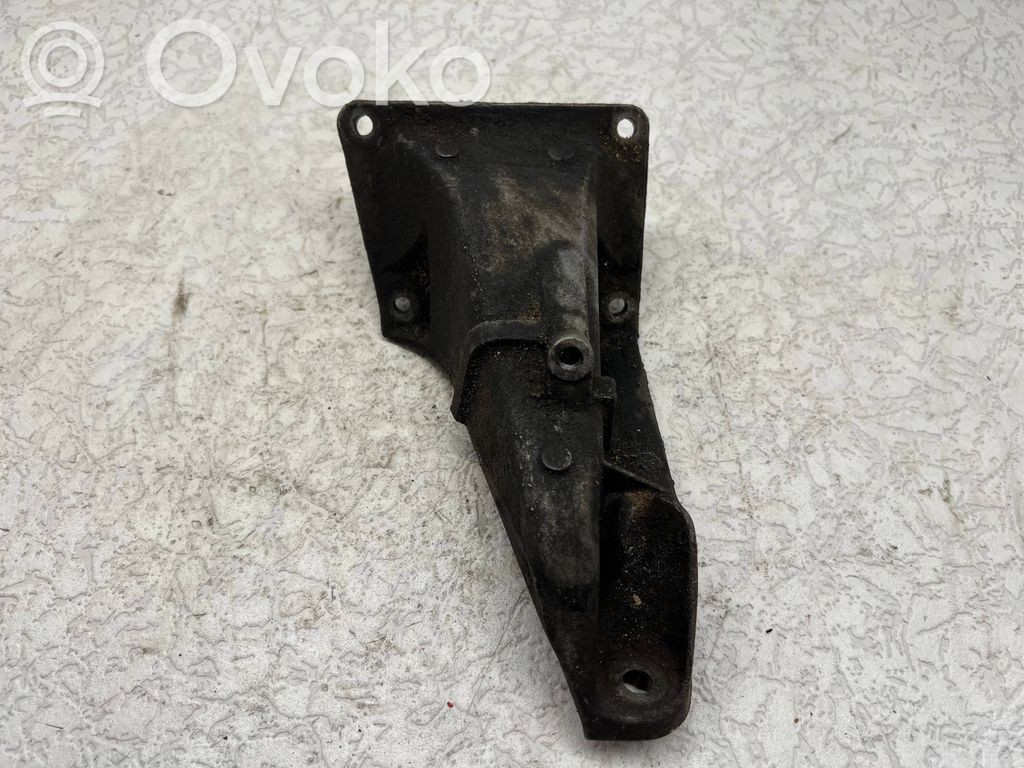 BMW 3 E46 Engine mounting bracket 