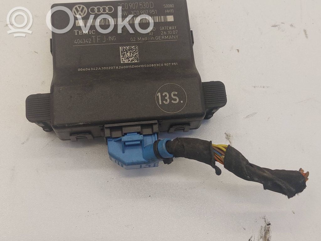 Volkswagen Golf V Gateway control module 