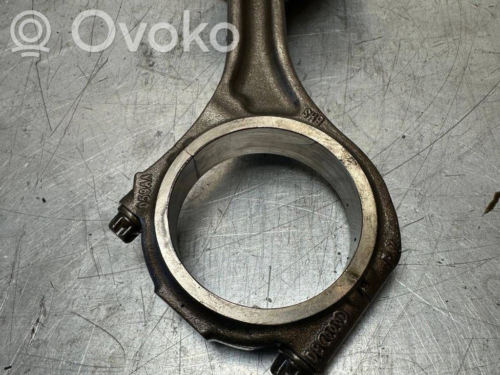 Stūmoklis su švaistikliu   059AA