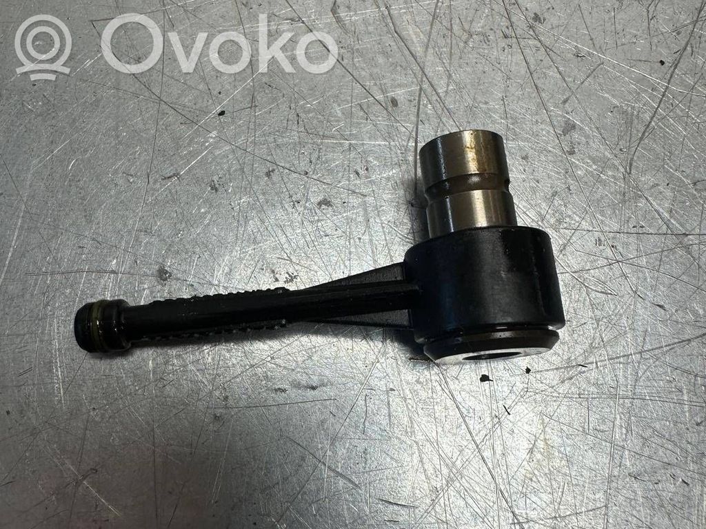 BMW 7 E38 Tubo para rellenar aceite 
