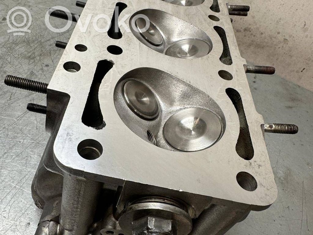 Engine head   1268566