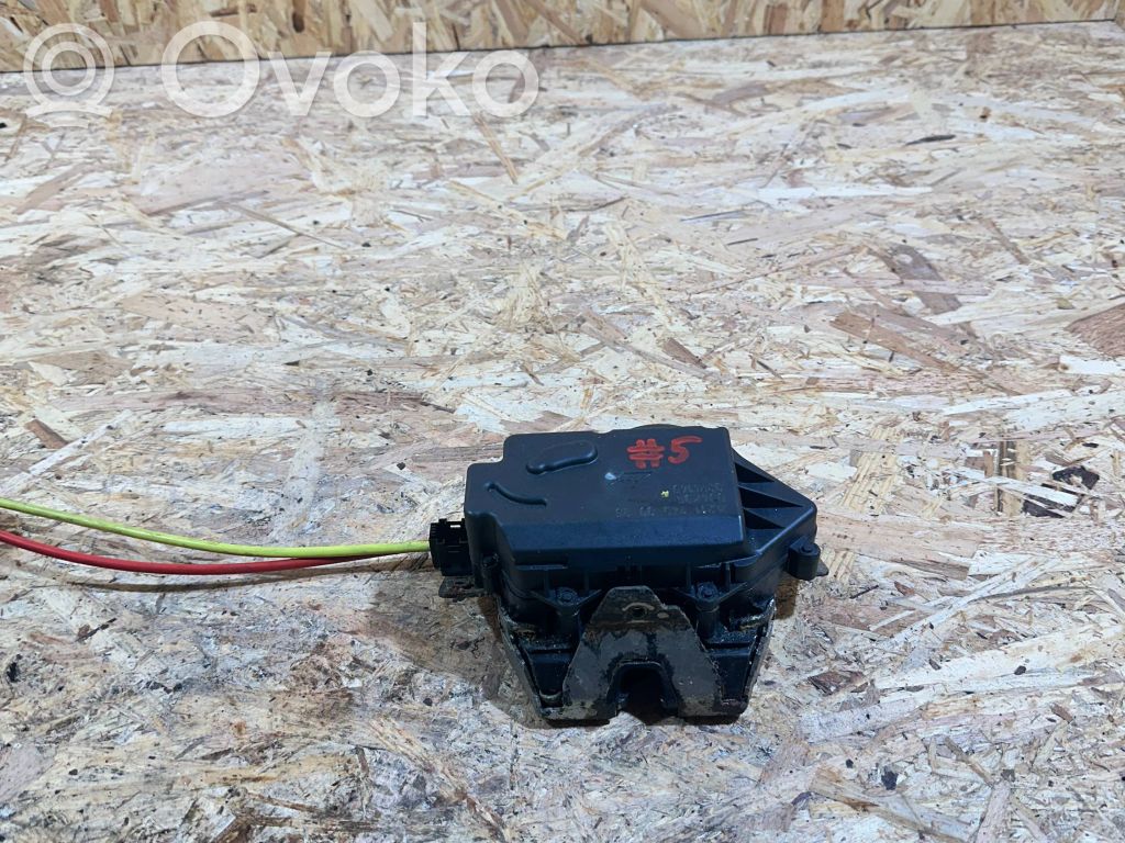 Loading door lock   A2117400936,0271149,00406