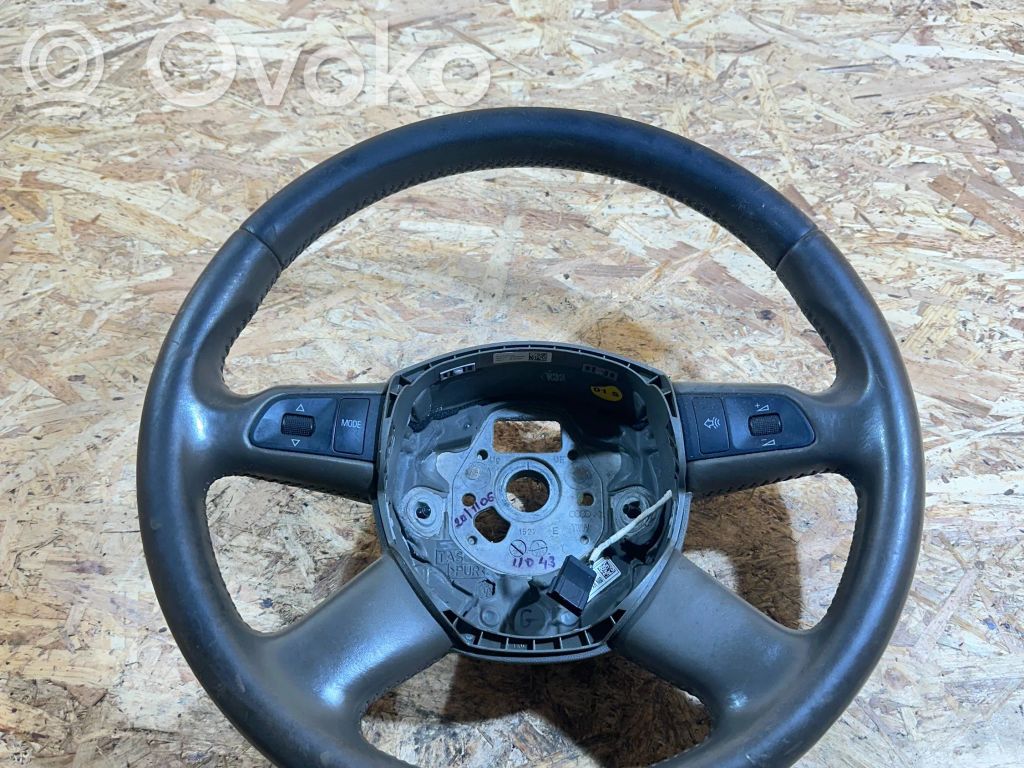 Audi Q7 4L Ohjauspyörä 
