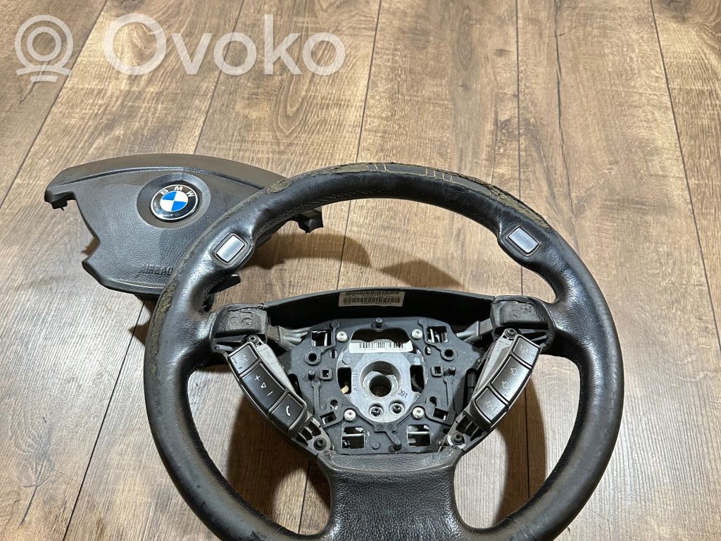 Steering wheel   6939817,220432856