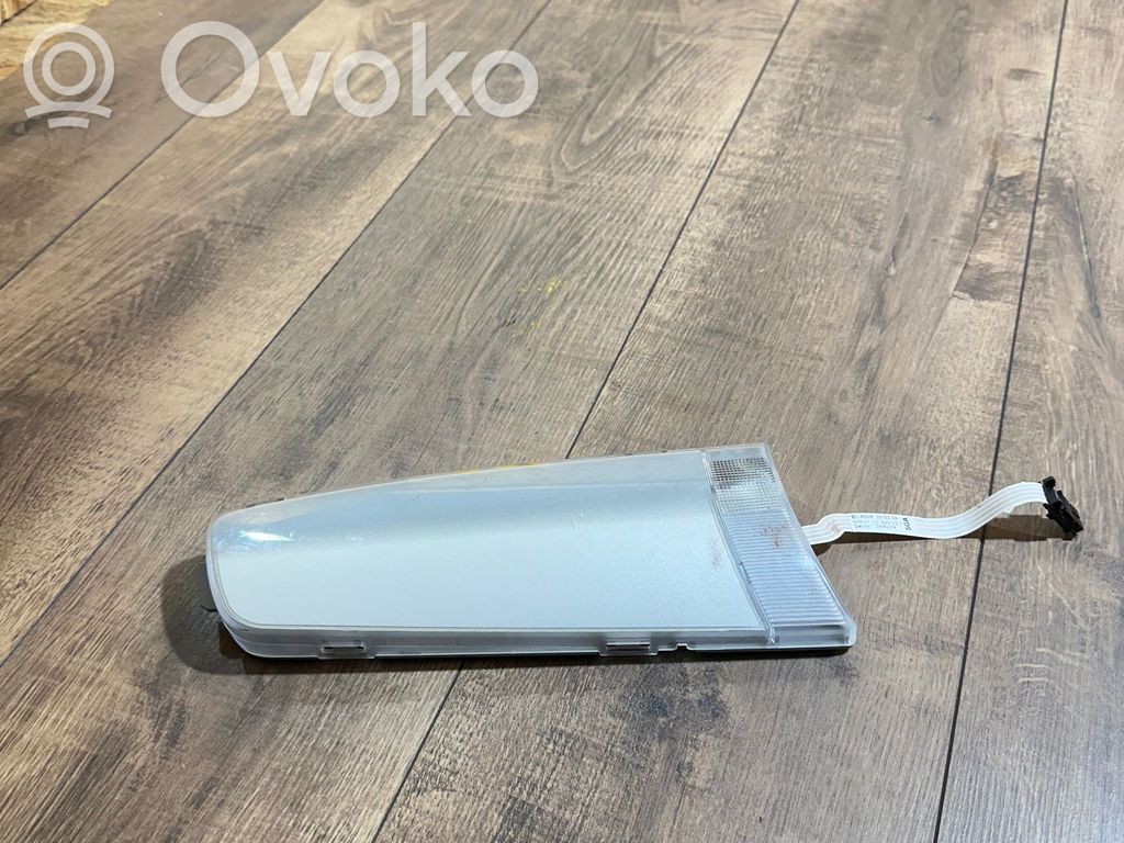 Mercedes-Benz E W211 Lampka podsufitki tylna 