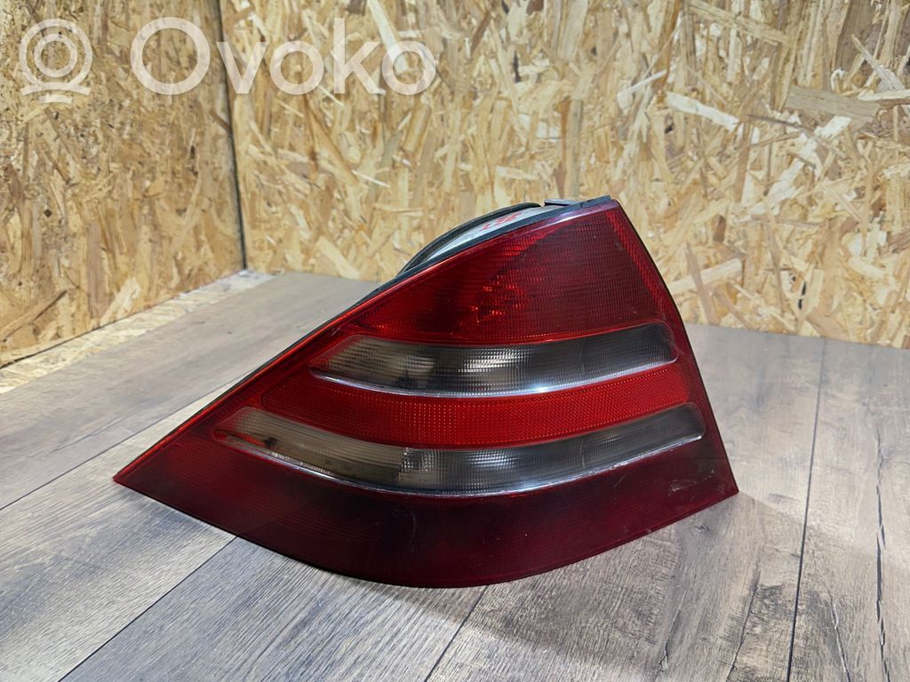 Mercedes-Benz S W220 Lampa tylna 