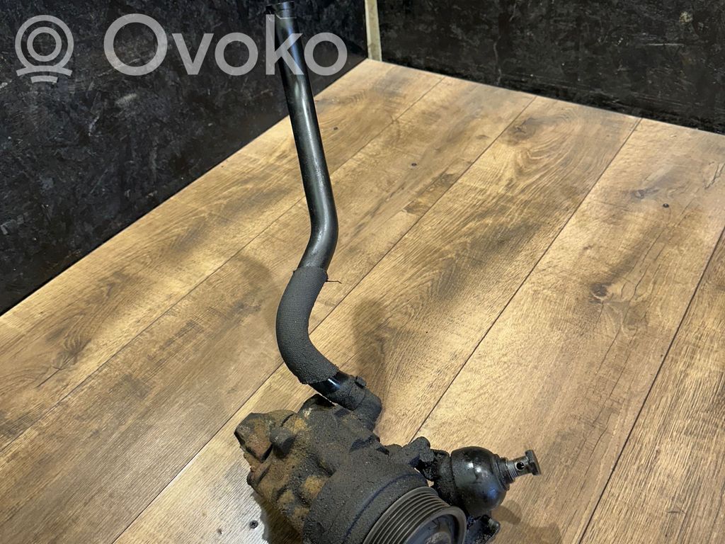 BMW 7 E65 E66 Vairo stiprintuvo siurblys 