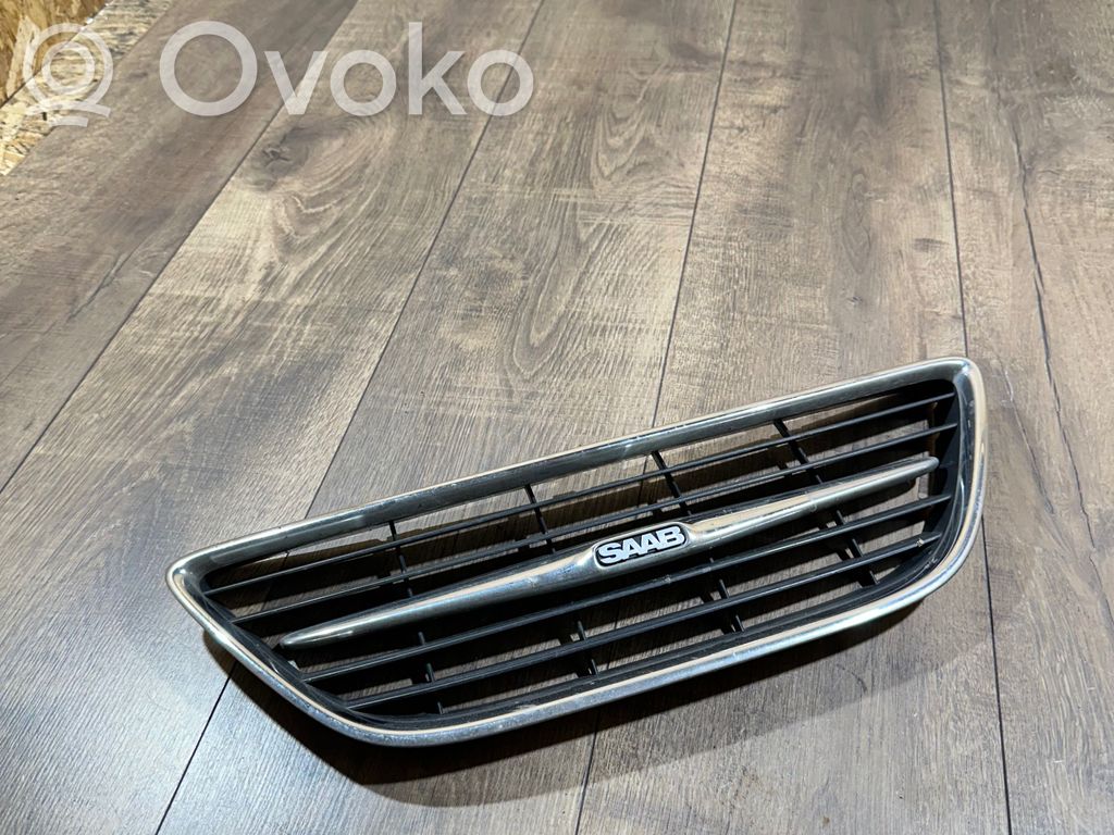 Saab 9-3 Ver2 Etusäleikkö 