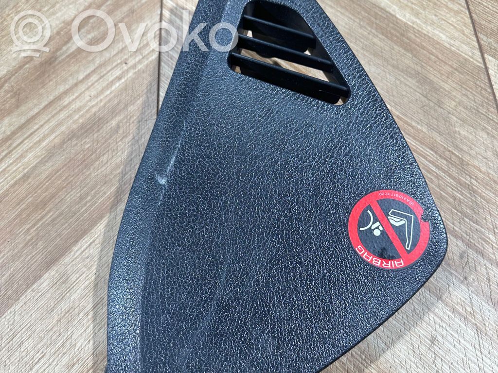 Mercedes-Benz E W211 Alte piese de interior 
