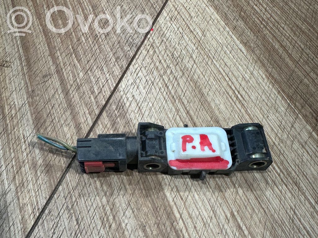Chrysler Pacifica Senzor impact/declanșare airbag 