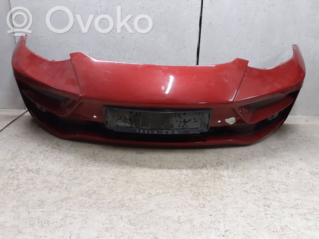 Tesla Model 3 Parachoques delantero 