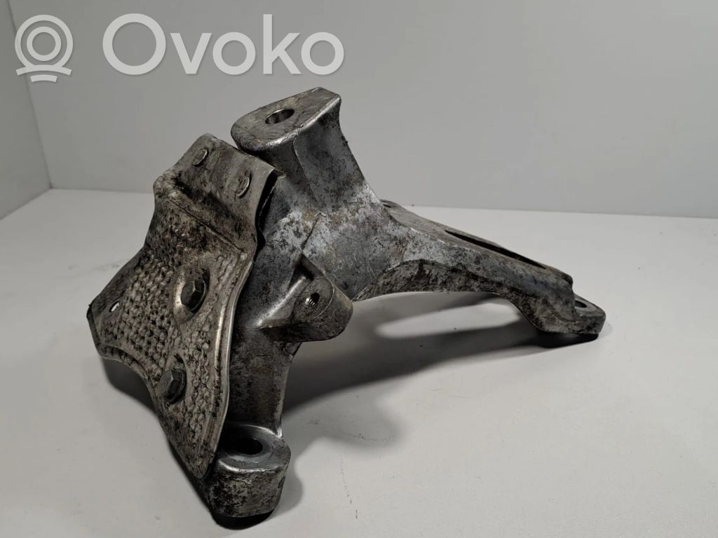 Audi A6 S6 C7 4G Engine mount bracket 
