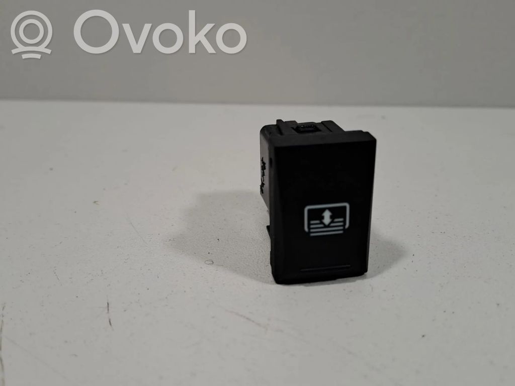 Inne przełączniki i przyciski   56046236AB