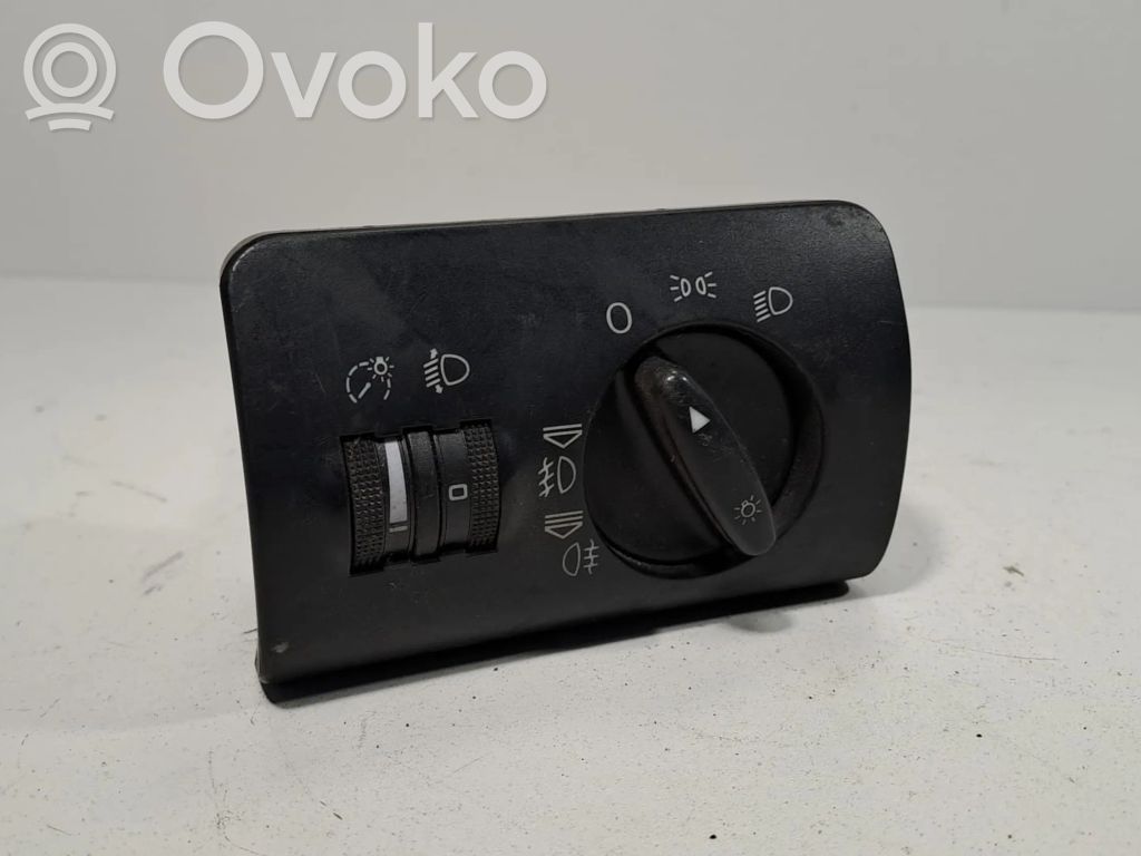 Audi A6 S6 C5 4B Light switch 