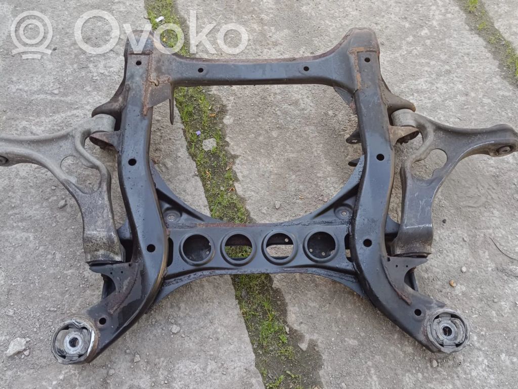 Audi Q7 4L Front subframe 