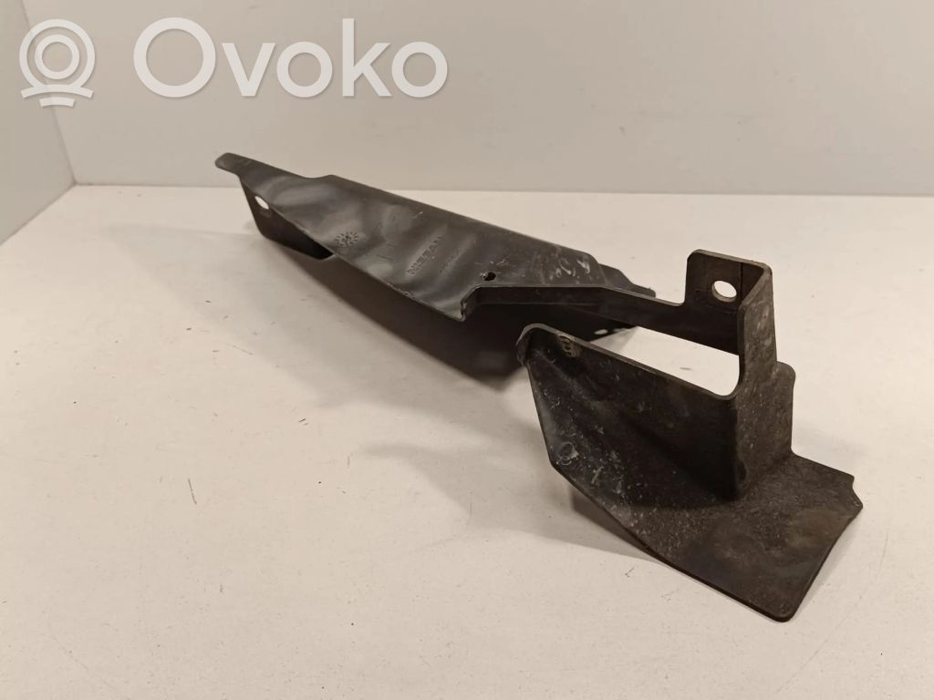 Nissan Navara D40 Intercooler air guide/duct channel 