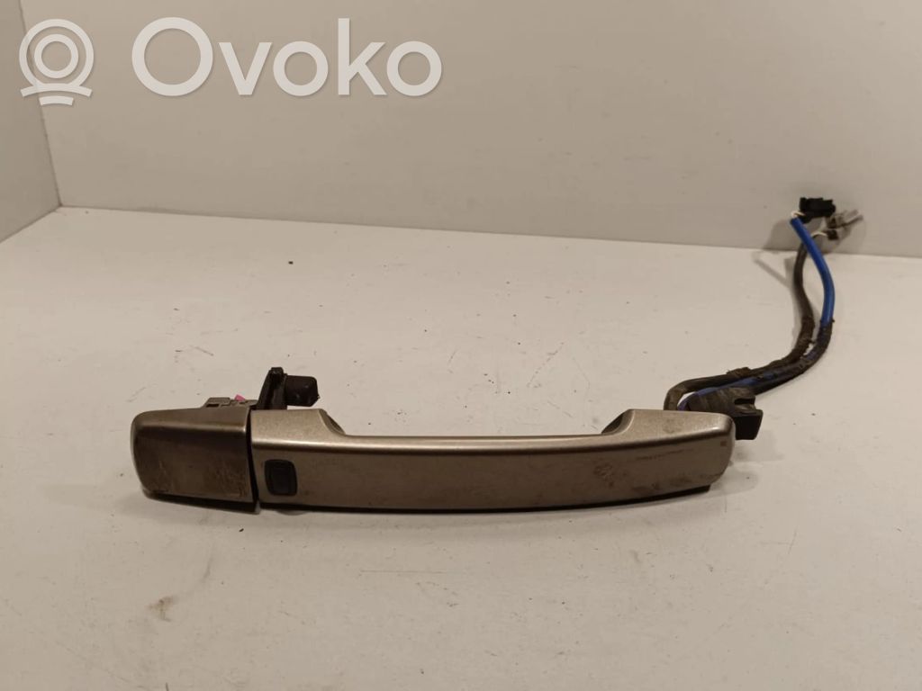 Nissan Qashqai+2 Klamka zewnętrzna drzwi przednich 