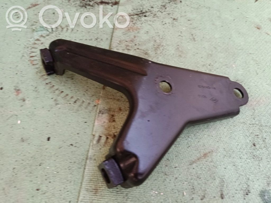 Renault Trafic II (X83) Engine mount bracket 