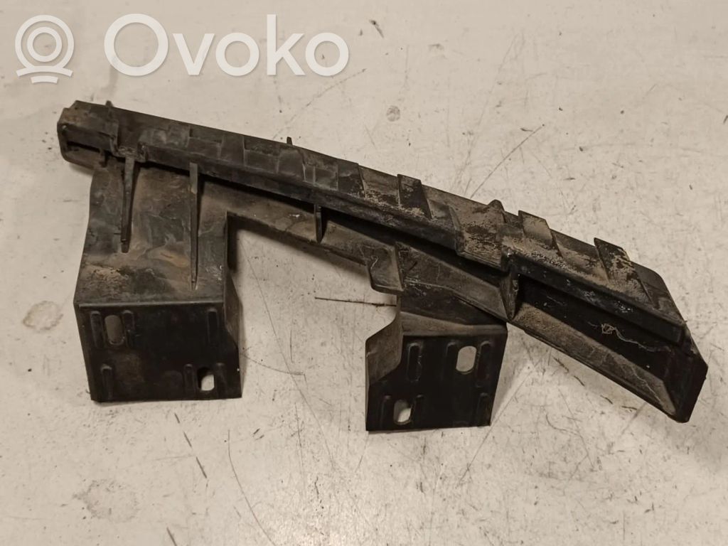 Audi Q7 4L Front bumper mounting bracket 