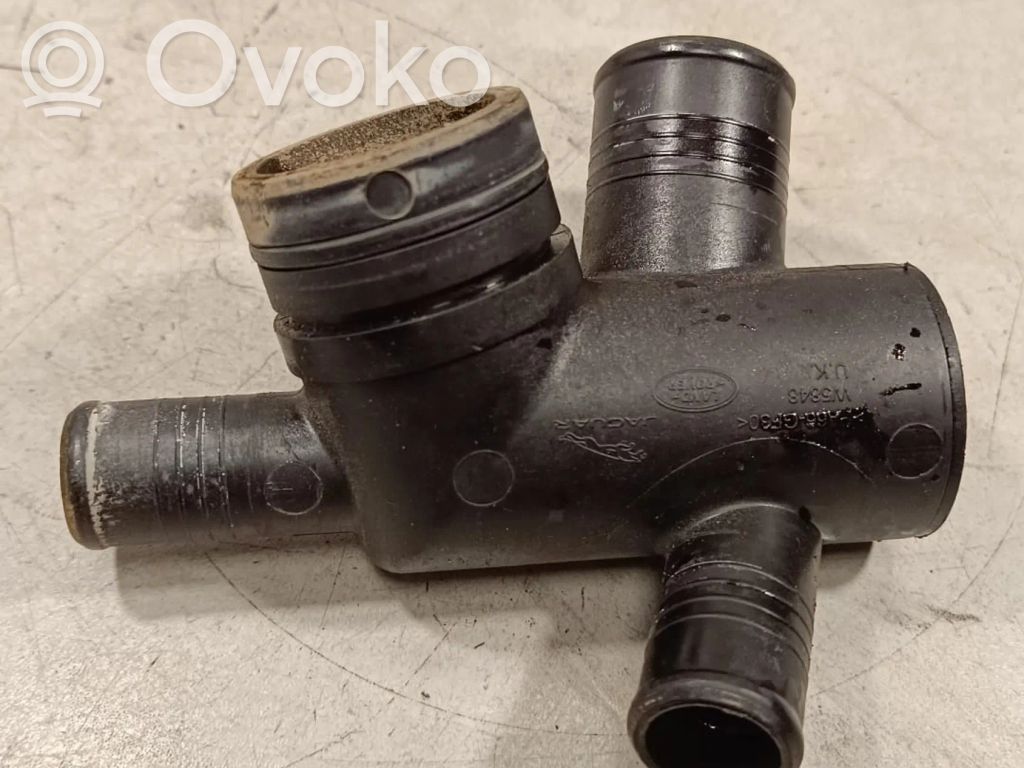 Jaguar XE Engine coolant pipe/hose 
