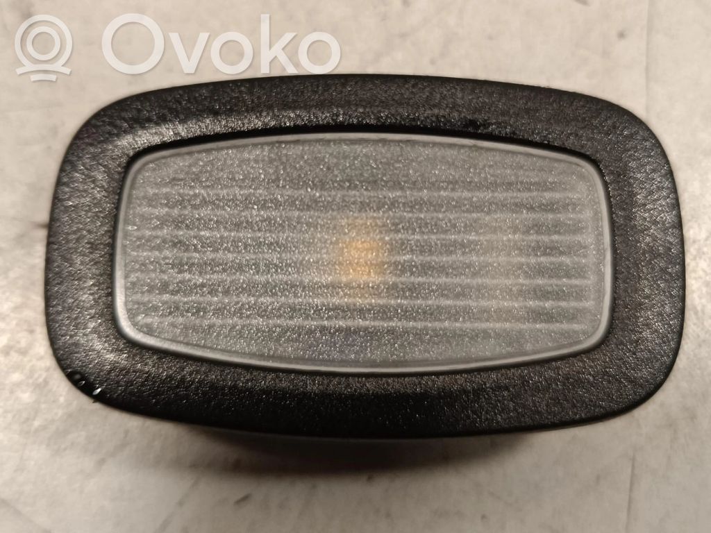Mercedes-Benz E W213 Etuistuimen valo 