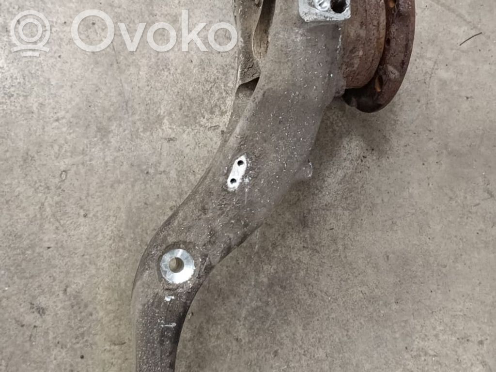 BMW X5 E70 Front wheel hub spindle knuckle 