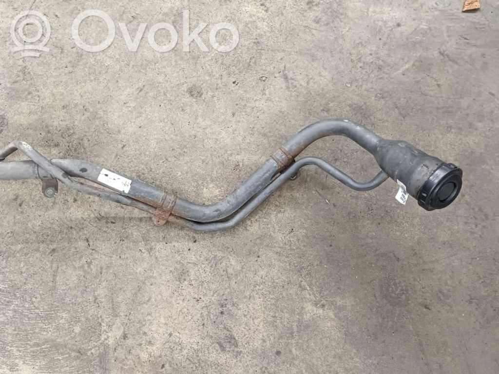 Opel Insignia B Rura wlewu paliwa 