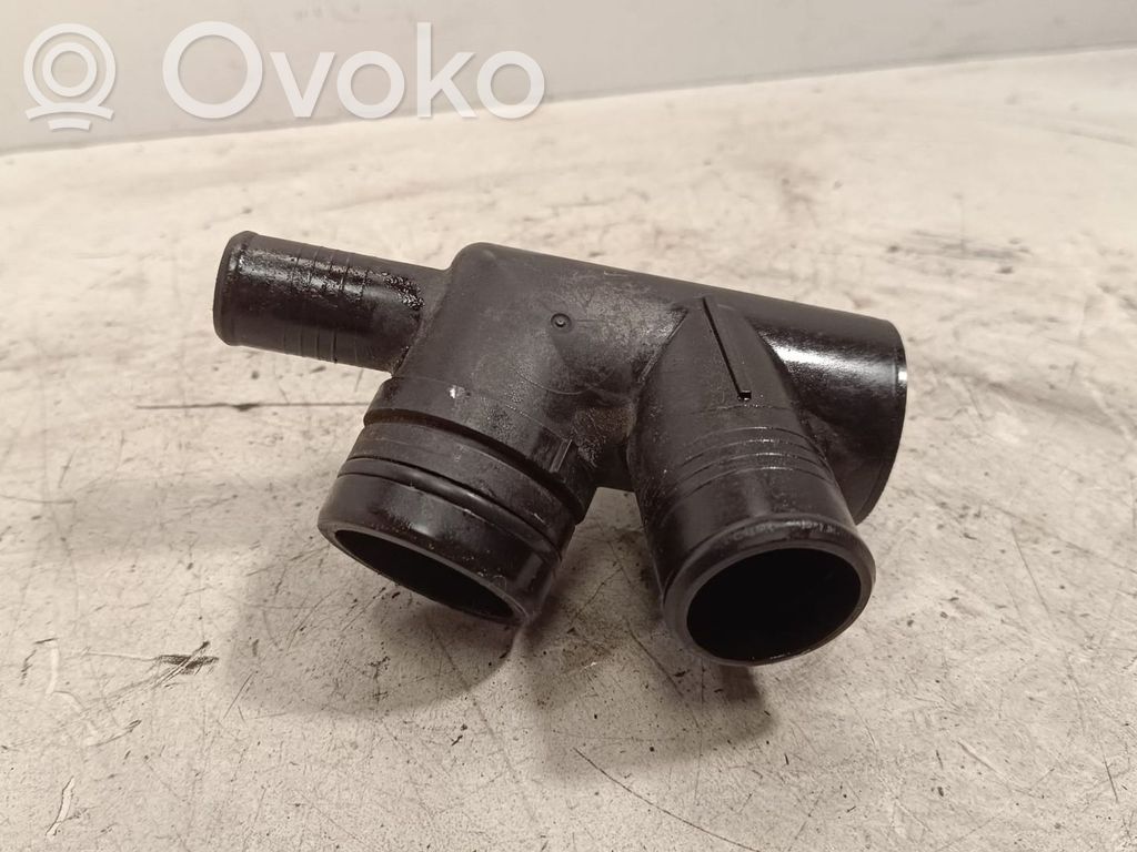 Jaguar XF X260 Engine coolant pipe/hose 