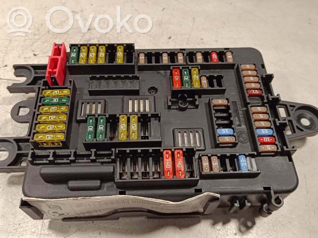 BMW 3 F30 F35 F31 Ramka / Moduł bezpieczników 