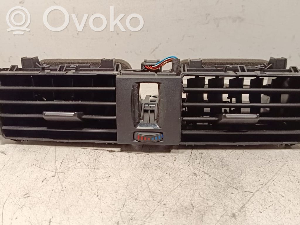 BMW 3 F30 F35 F31 Rejilla de ventilación central del panel 