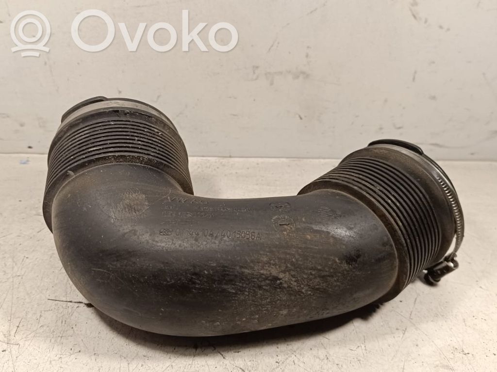 Audi Q7 4M Air intake duct part 