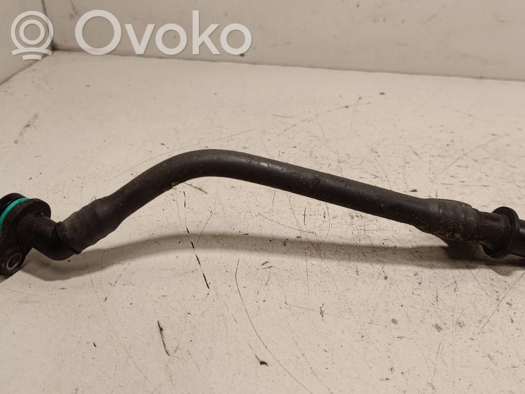 Volkswagen Touareg III Caurulīte (-es) / šļūtene (-es) 