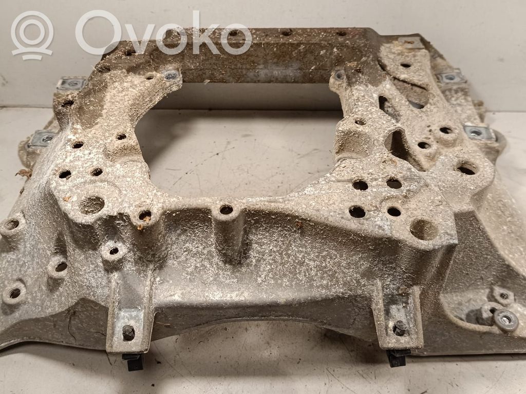 Volkswagen Touareg III Gearbox mounting bracket 
