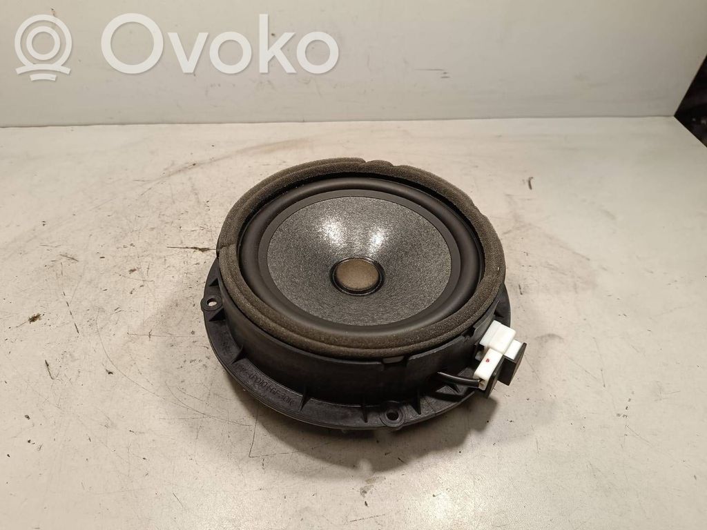 KIA Sorento Altavoz de la puerta delantera 