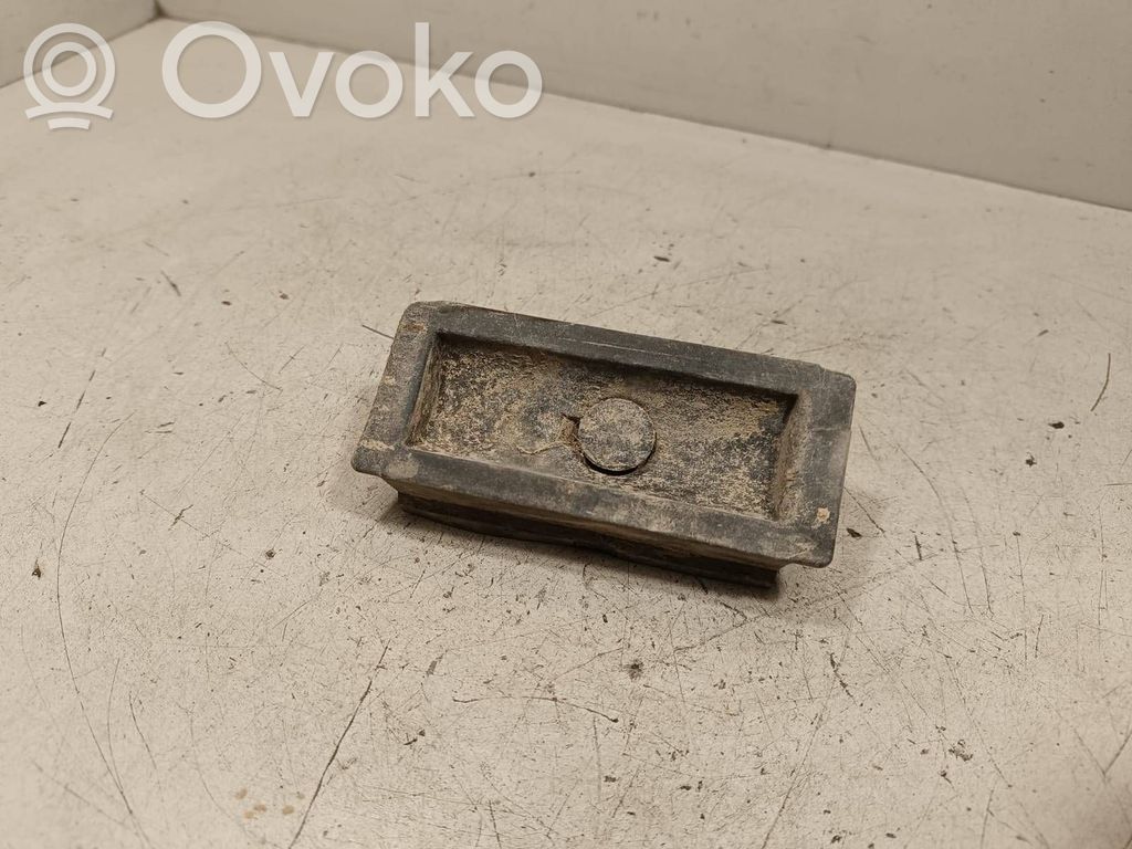 Audi A7 S7 4G Jacking socket point 