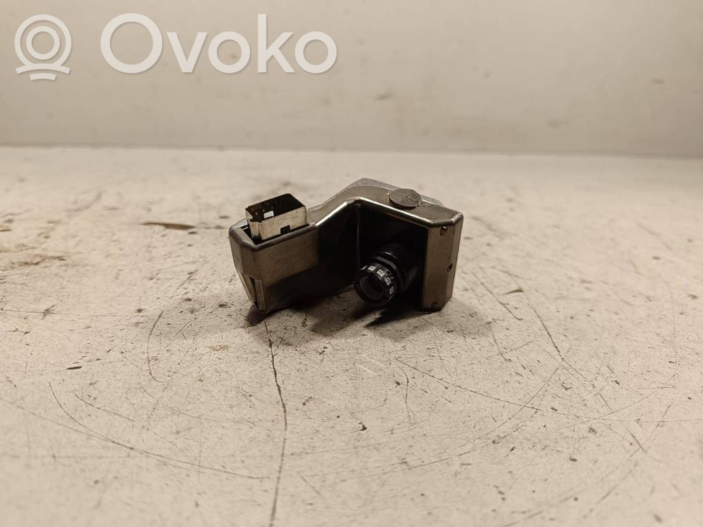 BMW 7 F01 F02 F03 F04 Frontkamera Windschutzscheibe Frontscheibe 