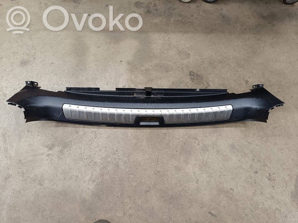 BMW X6 E71 Bagažinės slenksčio apdaila 