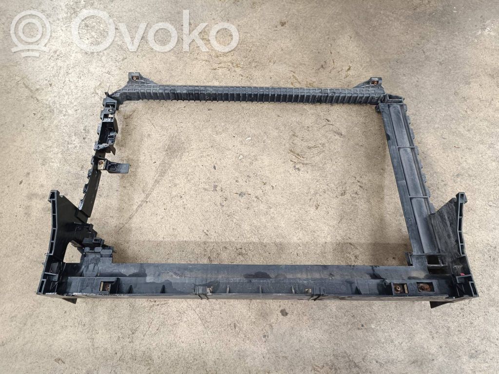 Jaguar XE Panou suport radiator 