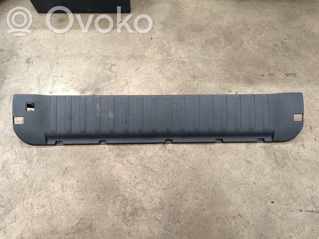 Poszycie / Tapicerka tylnej klapy bagażnika   51497294790