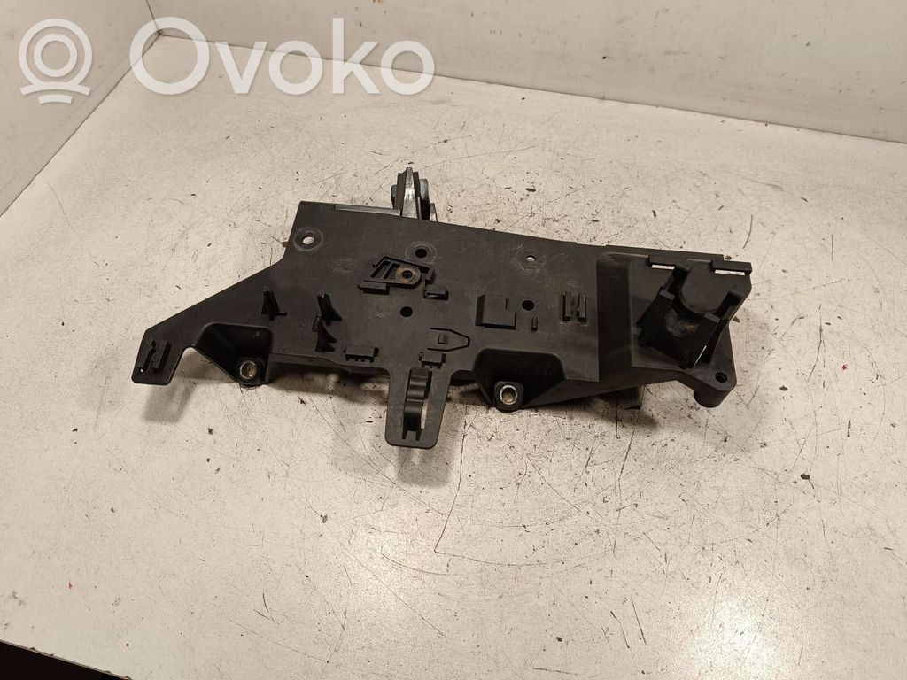 BMW 4 F32 F33 Muu moottoritilan osa 